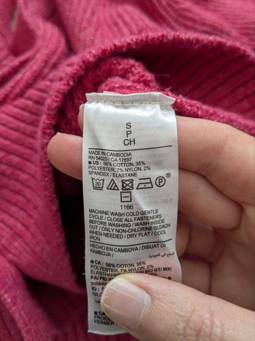 Old Navy Raspberry Pink V-Neck Button Cardigan - Picture 3 of 4